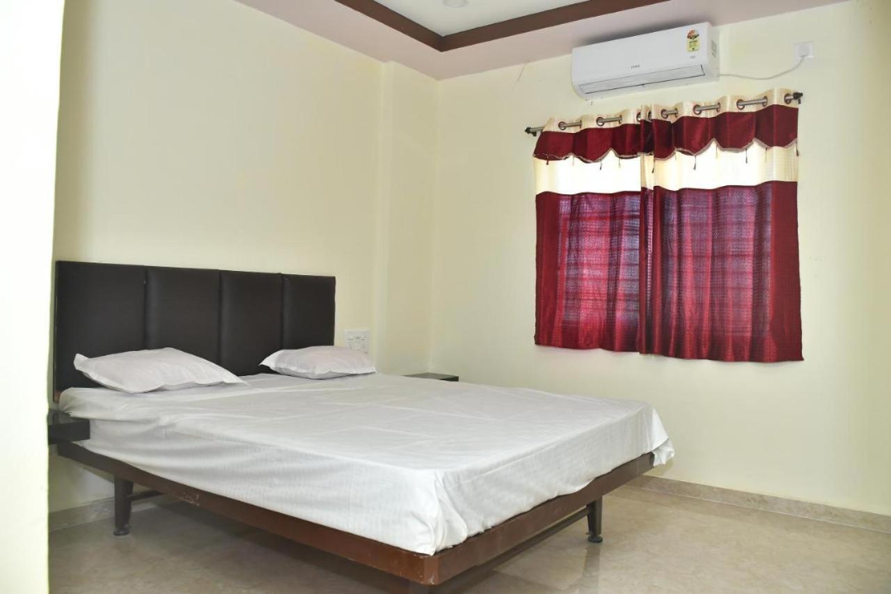 Hotel Kalika Residency - Akkalkot Akalkot Εξωτερικό φωτογραφία